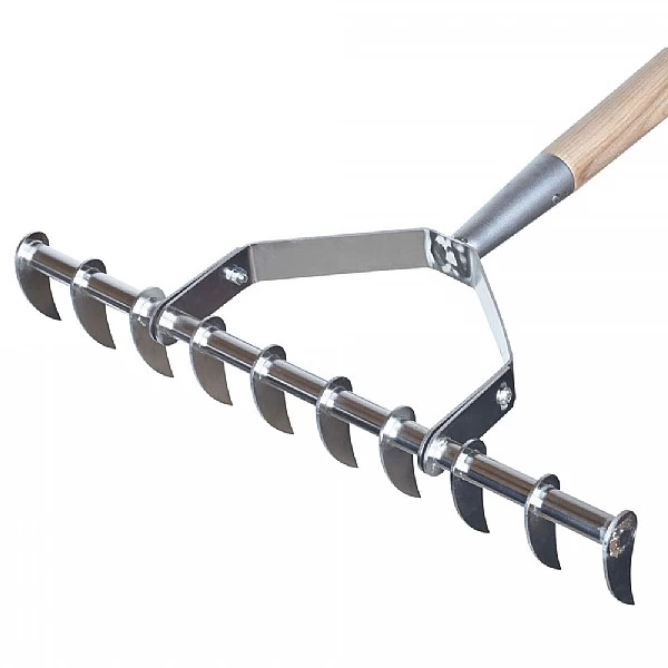 Kent & Stowe Stainless Steel Scarifying Rake 2 Kent & Stowe Stainless Steel Scarifying Rake - Image 2